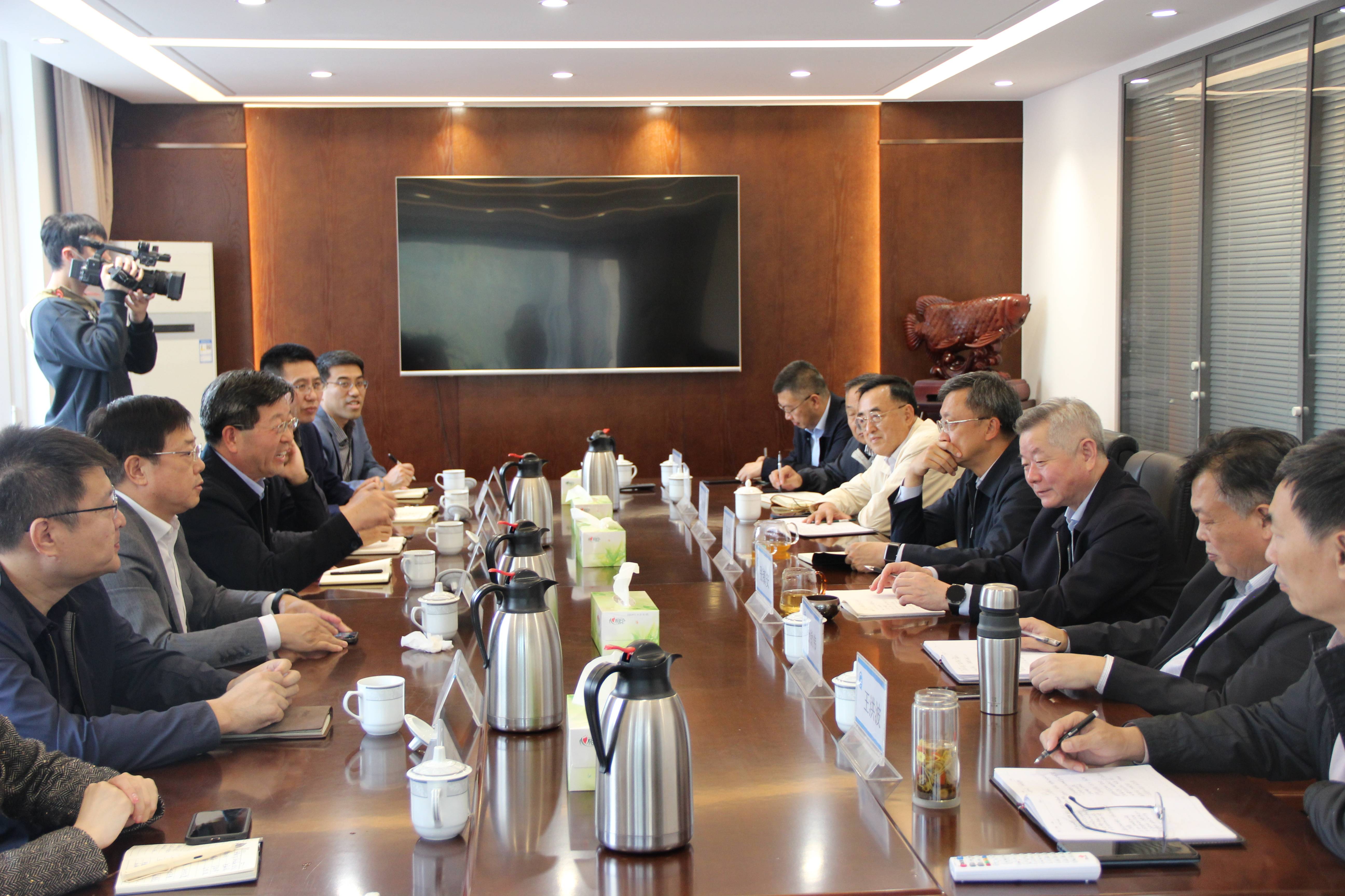 報社(1).jpg 報社(1).jpg